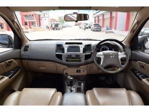 Toyota Fortuner 3.0 (ปี 2012) V SUV AT รูปที่ 5